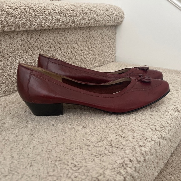 Salvatore Ferragamo Loafers - Picture 2 of 7